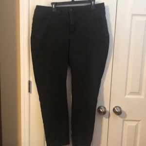 Woman’s Easy Fit jeans.